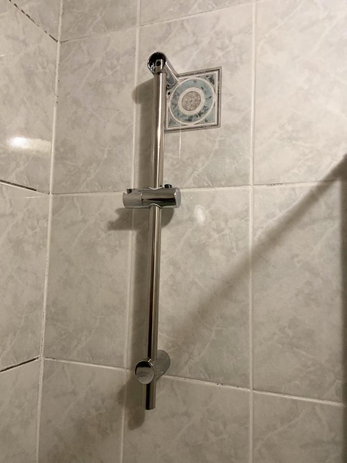 Grey Double Bedroom ロンドン エクステリア 写真